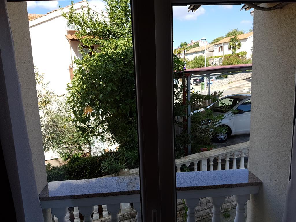 Guesthouse Villa Adria Малинска Екстериор снимка