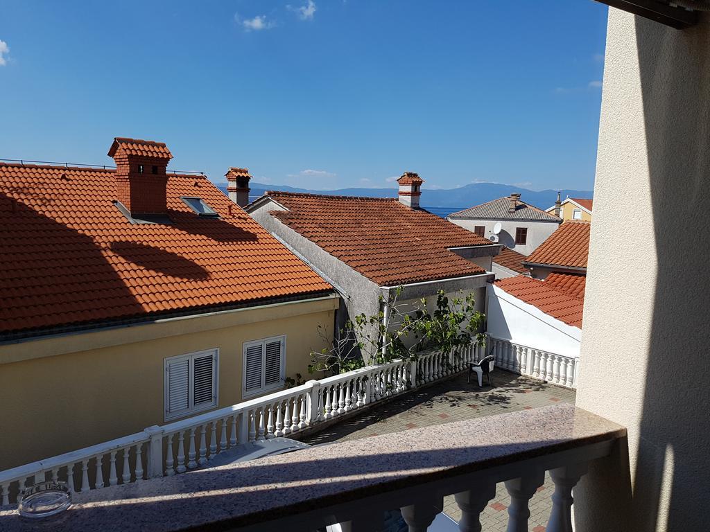 Guesthouse Villa Adria Малинска Екстериор снимка