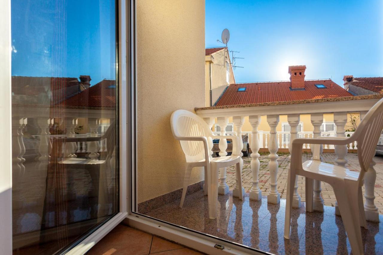 Guesthouse Villa Adria Малинска Екстериор снимка